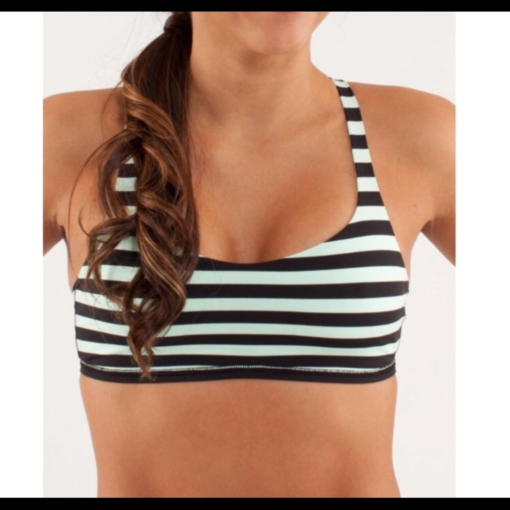 Lululemon Free to Be Bra